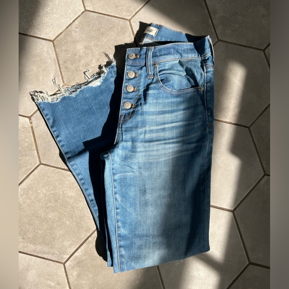 Madewell Button fly Demi-Boot cut Raw Hem size 26 - Picture 5 of 5